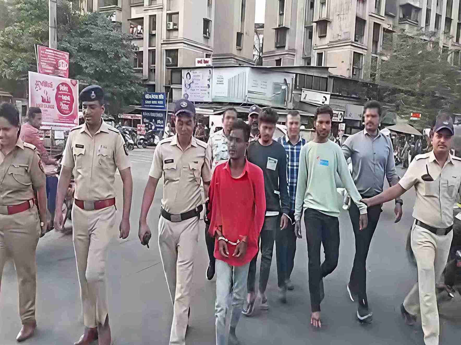 Gangster’s Birthday Celebration Outside Jail Turns Violent in Kalyan, 3 Arrested.