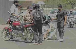 Pune Police Rope Barrier Mishap Leaves Three Injured&hellip;