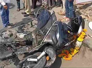 Badlapur Two-Wheeler Crushed Under Dumper on Flyover, Sparks&hellip;