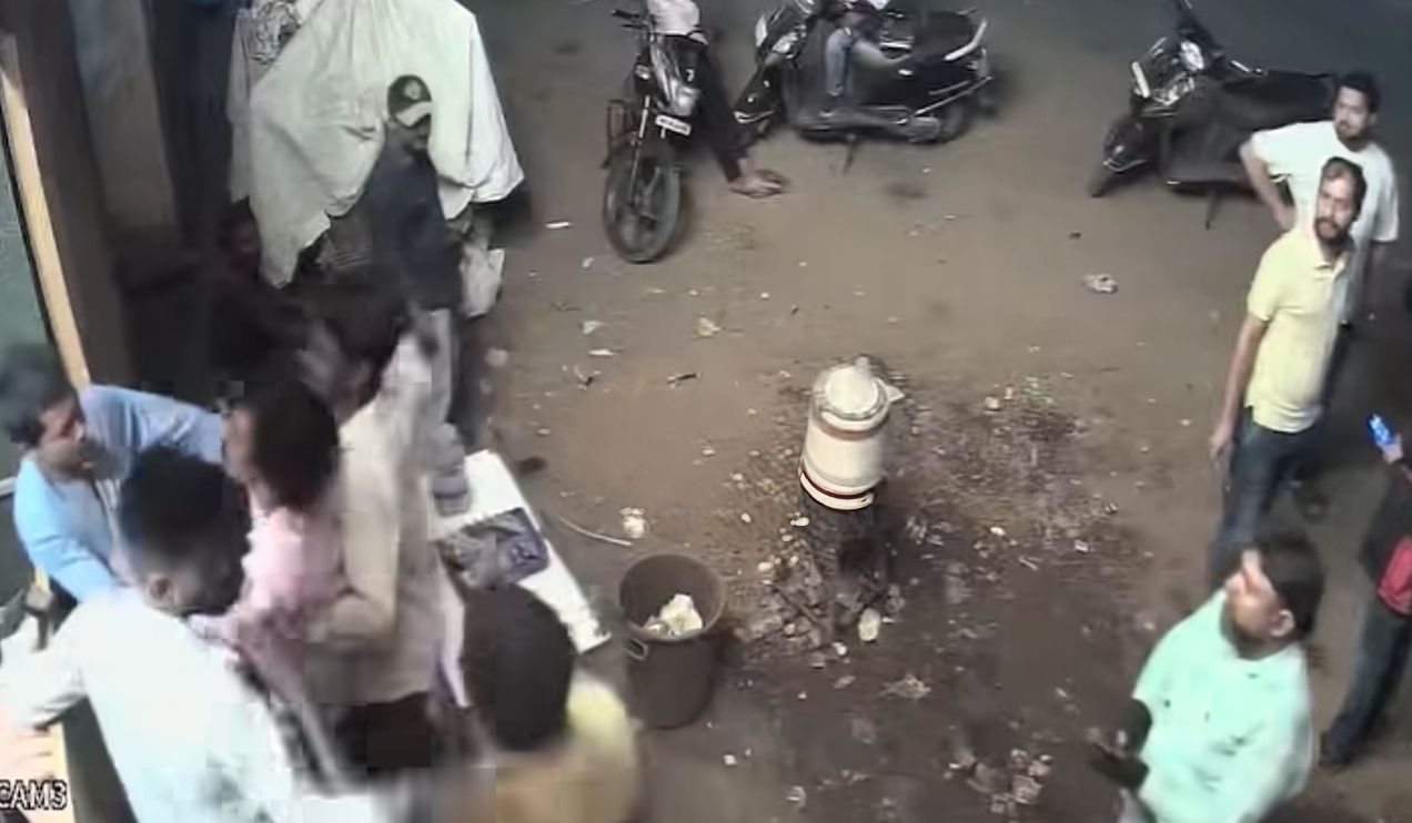 Ulhasnagar Shock Goons Create Ruckus&hellip;