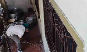 Ambernath News: Venomous Cobra Found at Swami Samarth&hellip;
